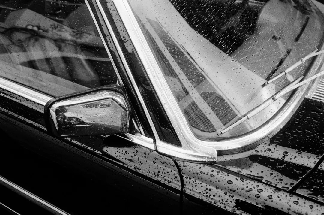 Cars on 35mm, frame 25 of 63