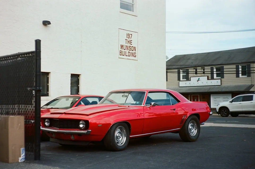 Cars on 35mm, frame 4 of 63
