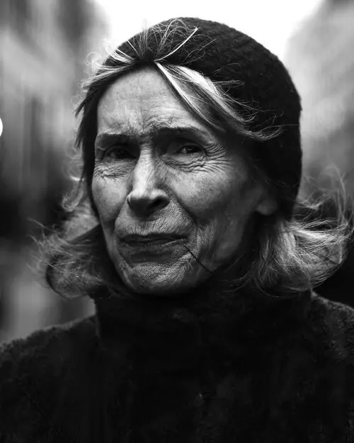 Portraiture, frame 44 of 52