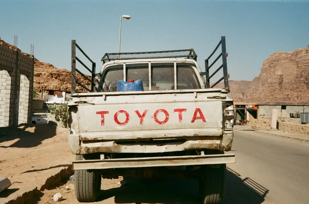 Cars on 35mm, frame 46 of 63