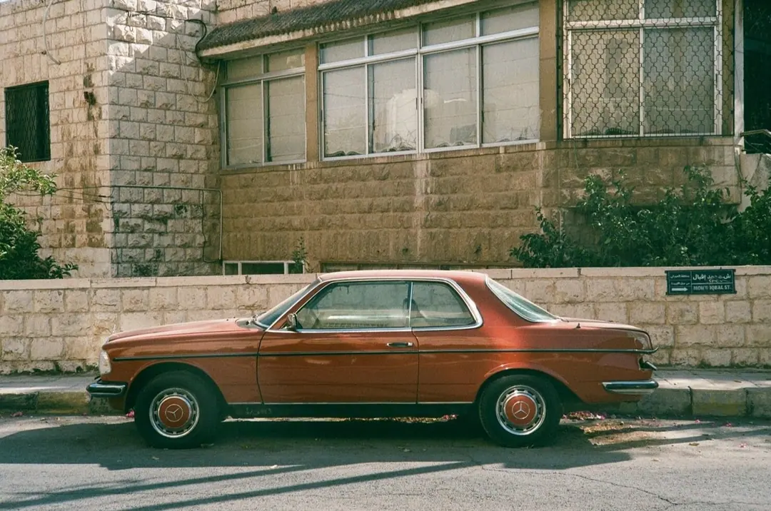 Cars on 35mm, frame 41 of 63