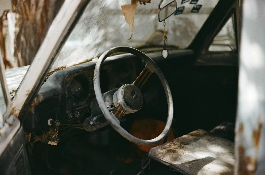 Cars on 35mm, frame 10 of 63