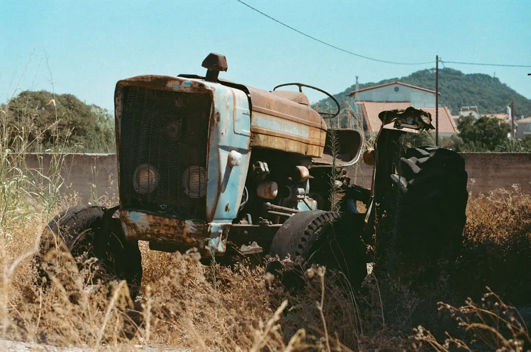 Cars on 35mm, frame 9 of 63