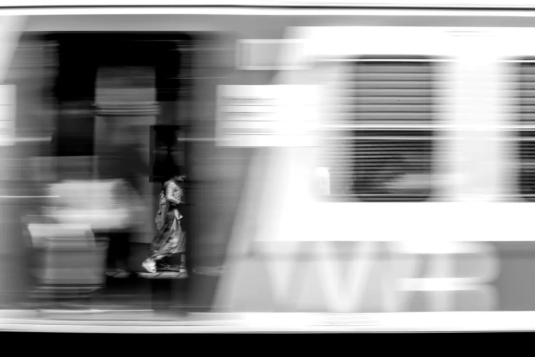 India, frame 21 of 42