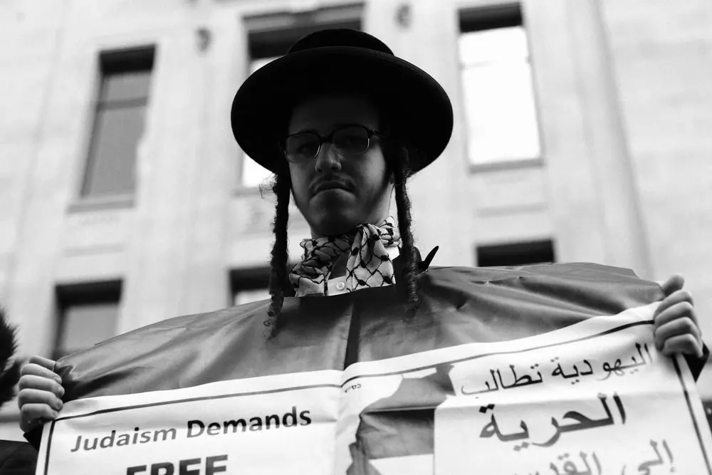 Free Palestine March – London, frame 12 of 36