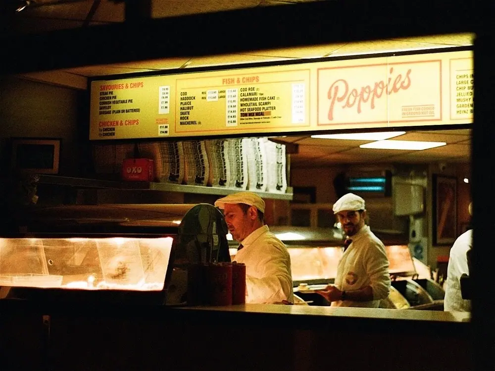People on 35mm, frame 50 of 69