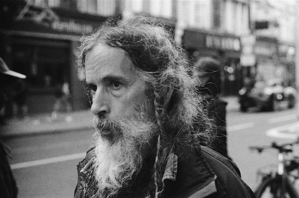 People on 35mm, frame 45 of 69