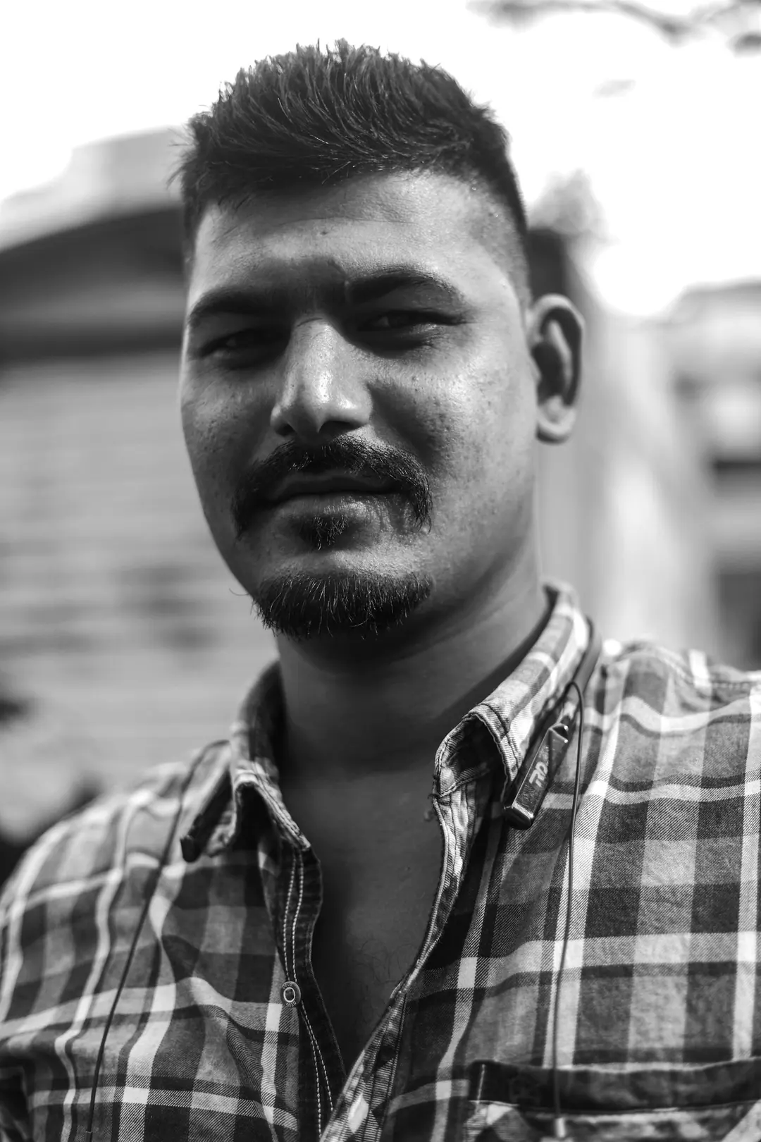 India, frame 25 of 42