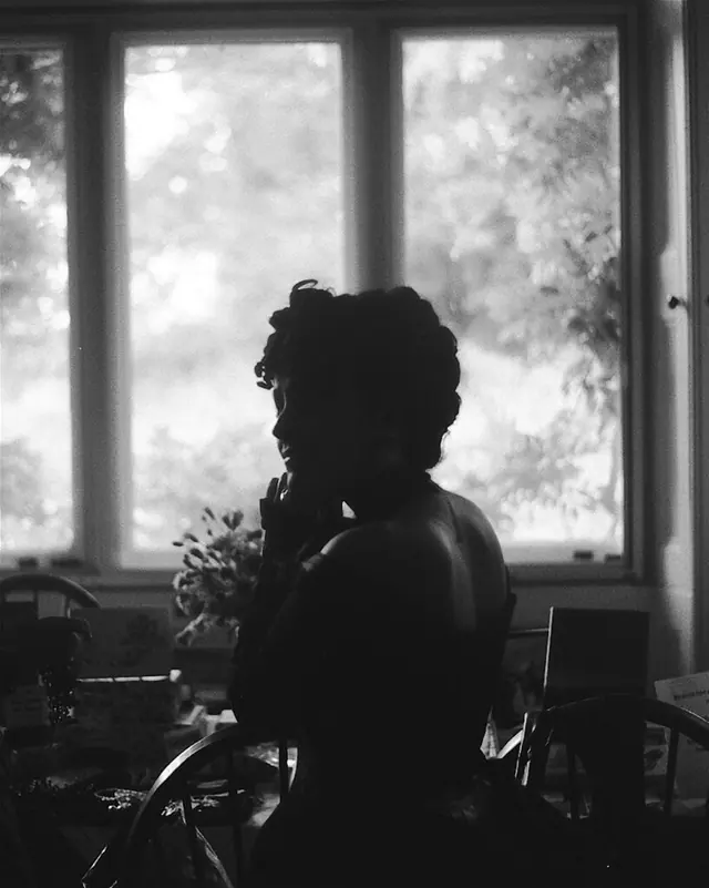 People on 35mm, frame 61 of 69
