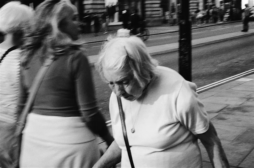 35mm, frame 77 of 87