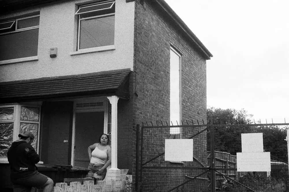 35mm, frame 25 of 87