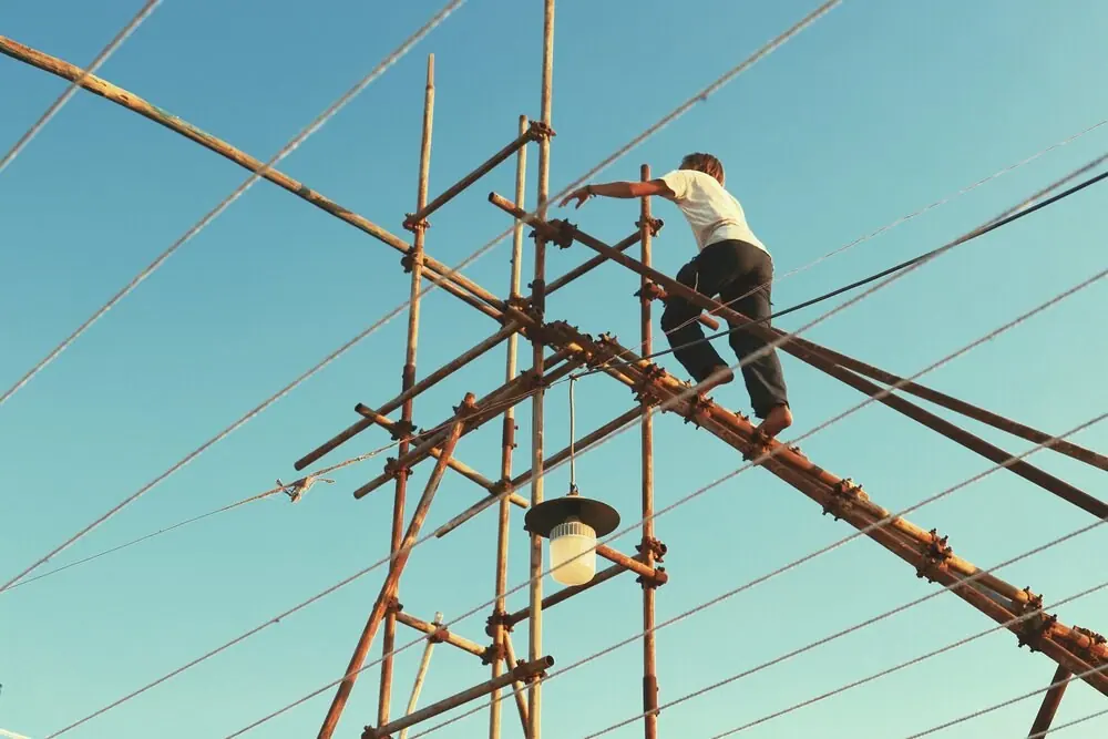 Iran, frame 47 of 101